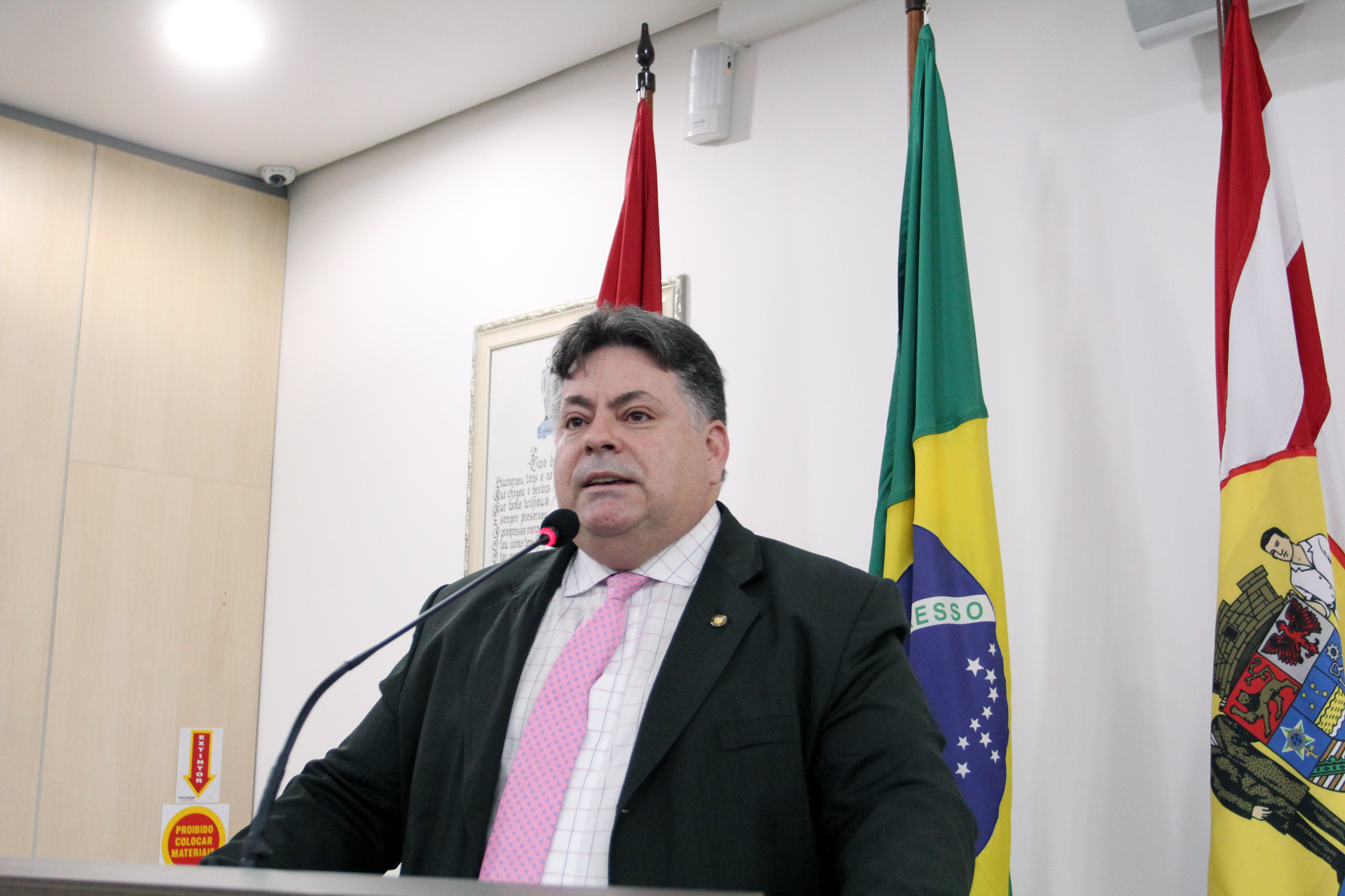 Combate ao trabalho infantil é tema da tribuna livre