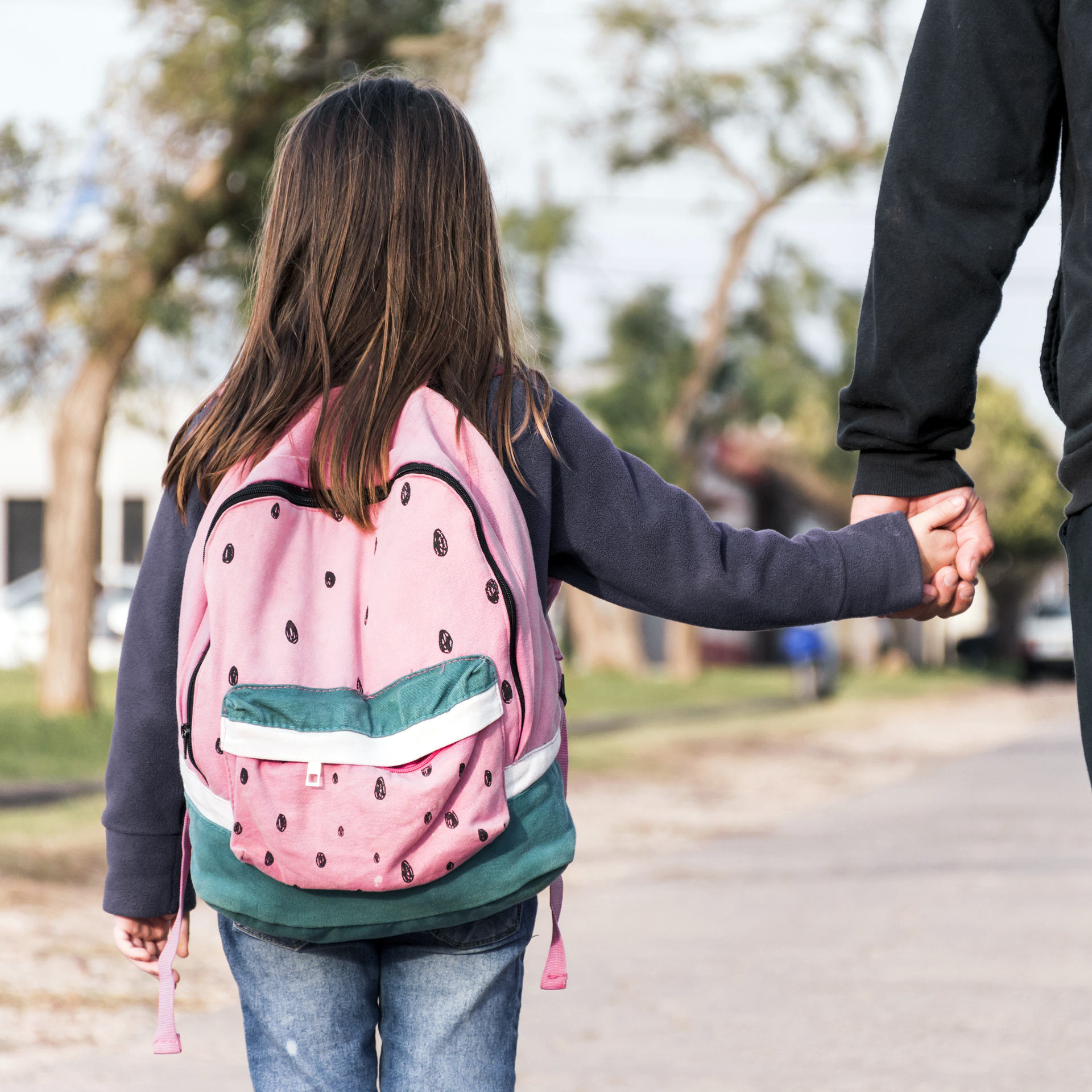 Projeto que determina busca ativa de crianças fora da escola passa pela CCJ