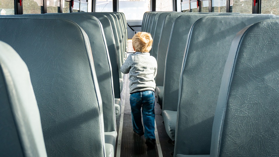 Aprovado projeto com medidas emergenciais para operadores do transporte escolar
