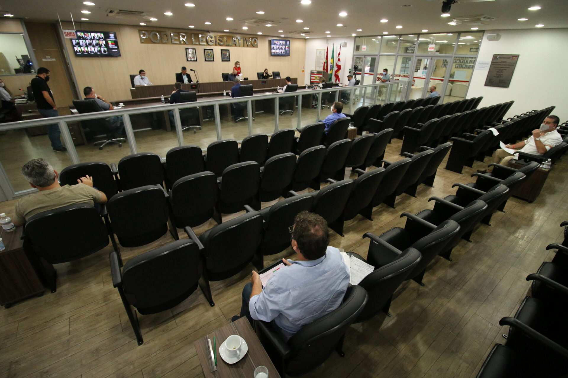 Vereadores aprovam projeto que isenta proprietário de imóvel locado da multa por desrespeito à Lei do PSIU