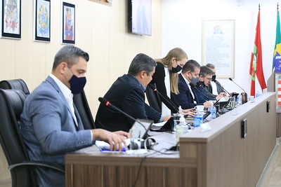 CCJ analisa nove projetos de lei e proposta de emenda à Lei Orgânica