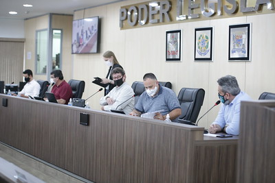 Comissão de Finanças analisa 15 projetos de lei e uma emenda