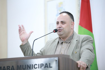 Deputado Adriano Pereira ocupa a tribuna para relatar trabalhos na ALESC em prol da região
