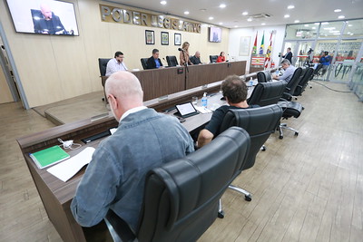 Aprovado projeto que obriga colocação de placas em estabelecimentos de saúde sobre entrega legal de bebês para adoção