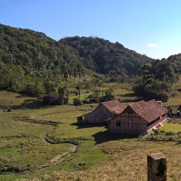 Câmara realiza sessão solene itinerante de entrega de moções de louvor na Vila de Itoupava nessa segunda-feira