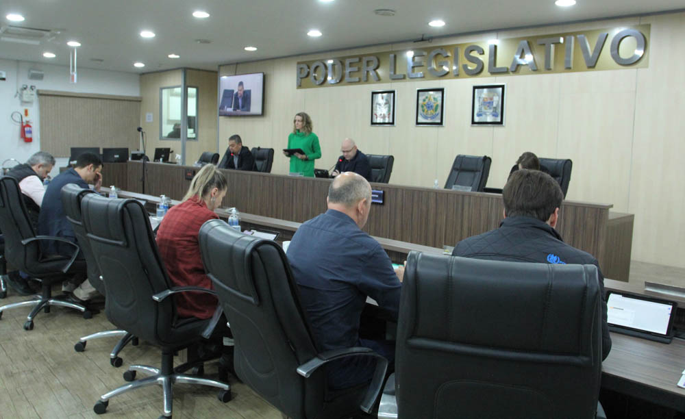 Câmara aprova dois projetos de lei e requerimento para implantação de Guarda Municipal em Blumenau