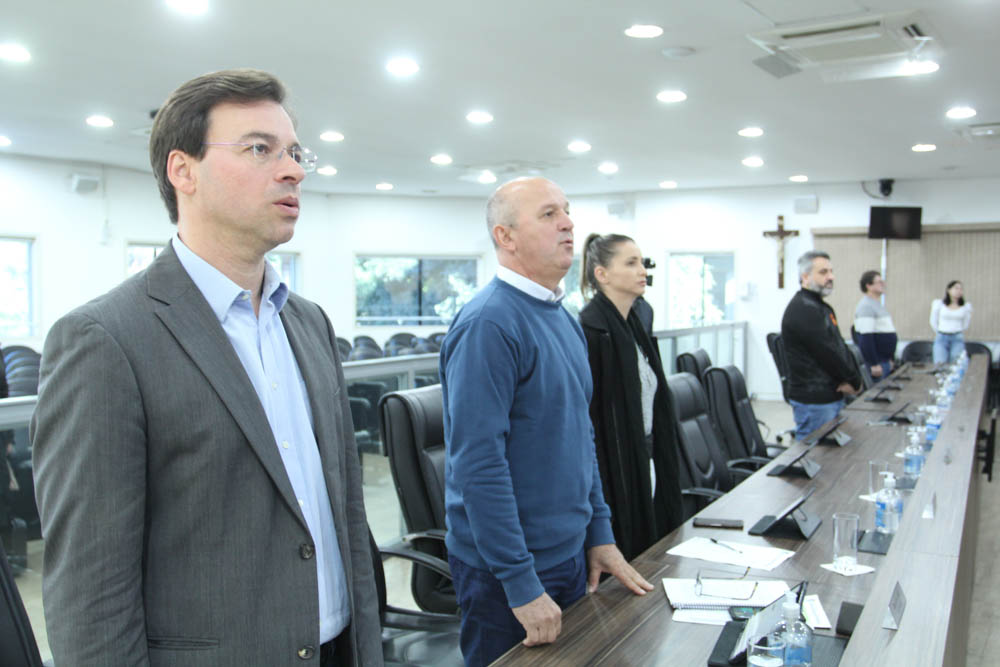 Vereadores aprovam projeto de decreto legislativo e acatam veto total do Executivo