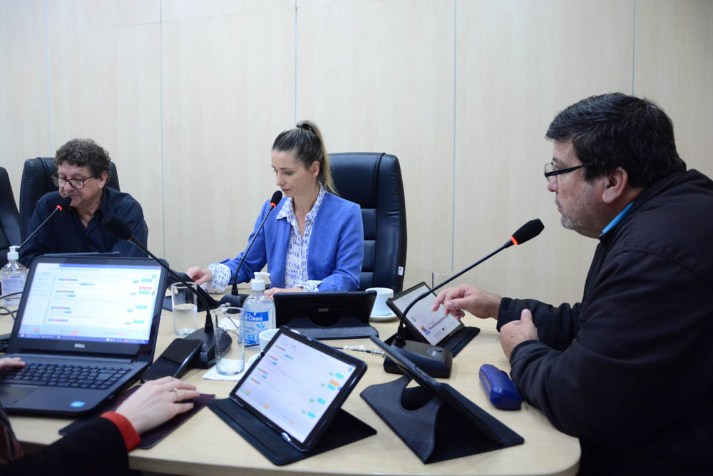 Quatro projetos recebem pareceres favoráveis da Comissão de Finanças