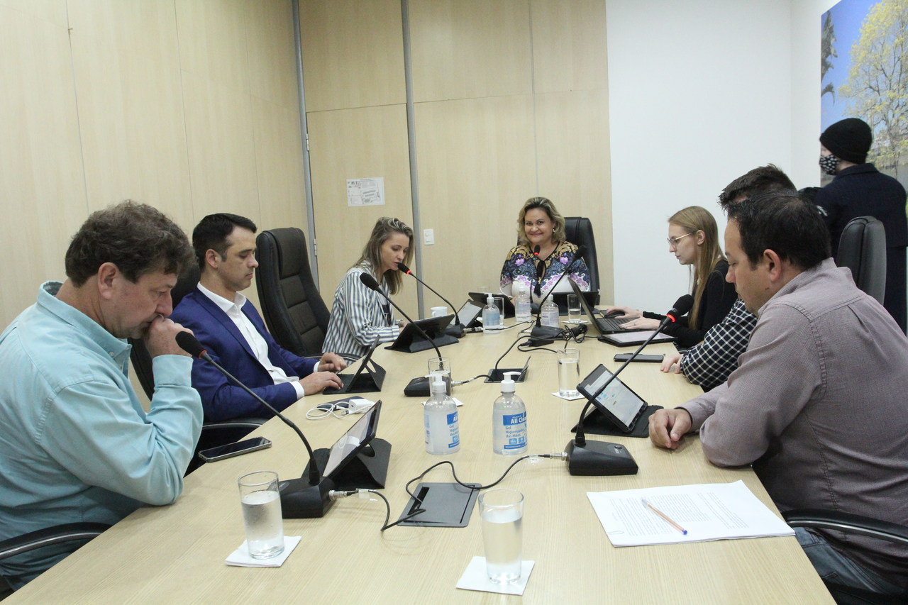 Comissão de Finanças emite parecer favorável a projeto que quer possibilitar a implementação de programas de contraturno escolar 