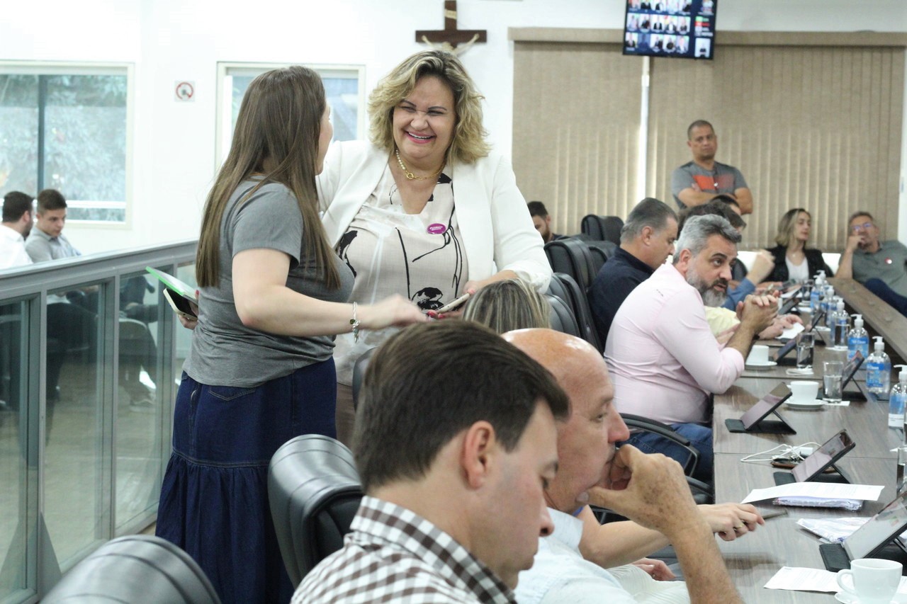 Vereadores aprovam dois projetos de lei em segunda votação