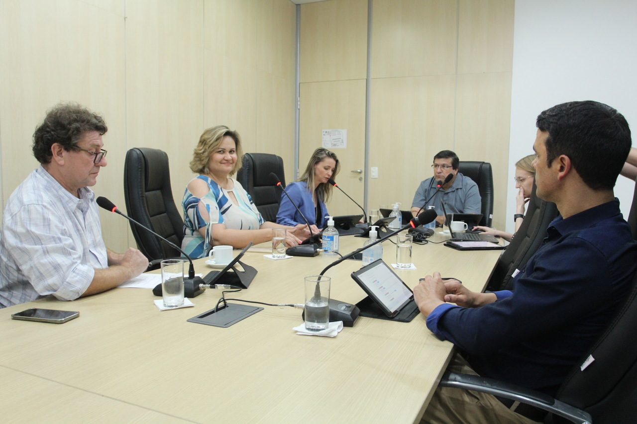 Quatro projetos de lei e emenda passam pela CCJ e Comissão de Finanças 