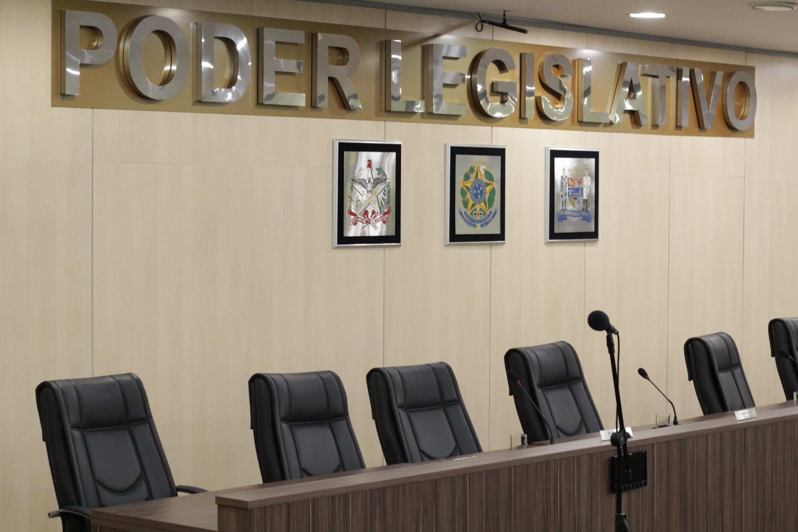 Câmara de Blumenau homenageia personalidades com a Comenda Fritz Muller nesta terça-feira 