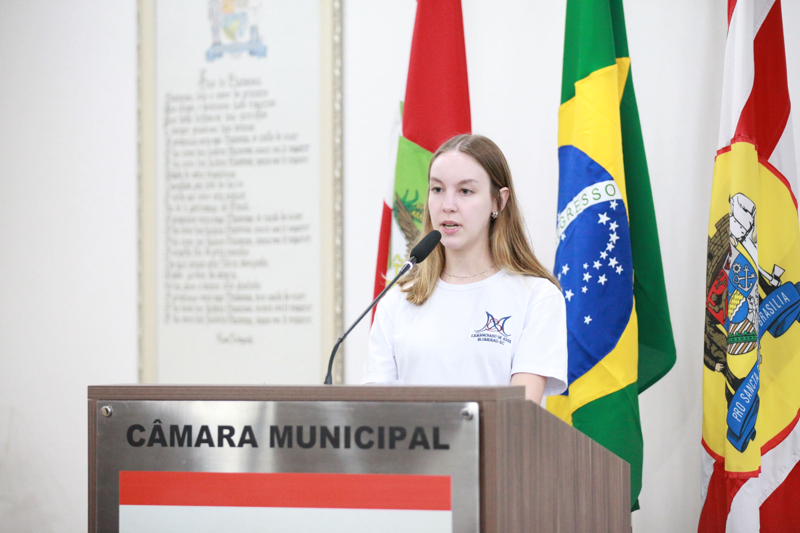 Vereadora mirim Fernanda Piske Matoso é eleita presidente da Câmara Mirim neste primeiro semestre 
