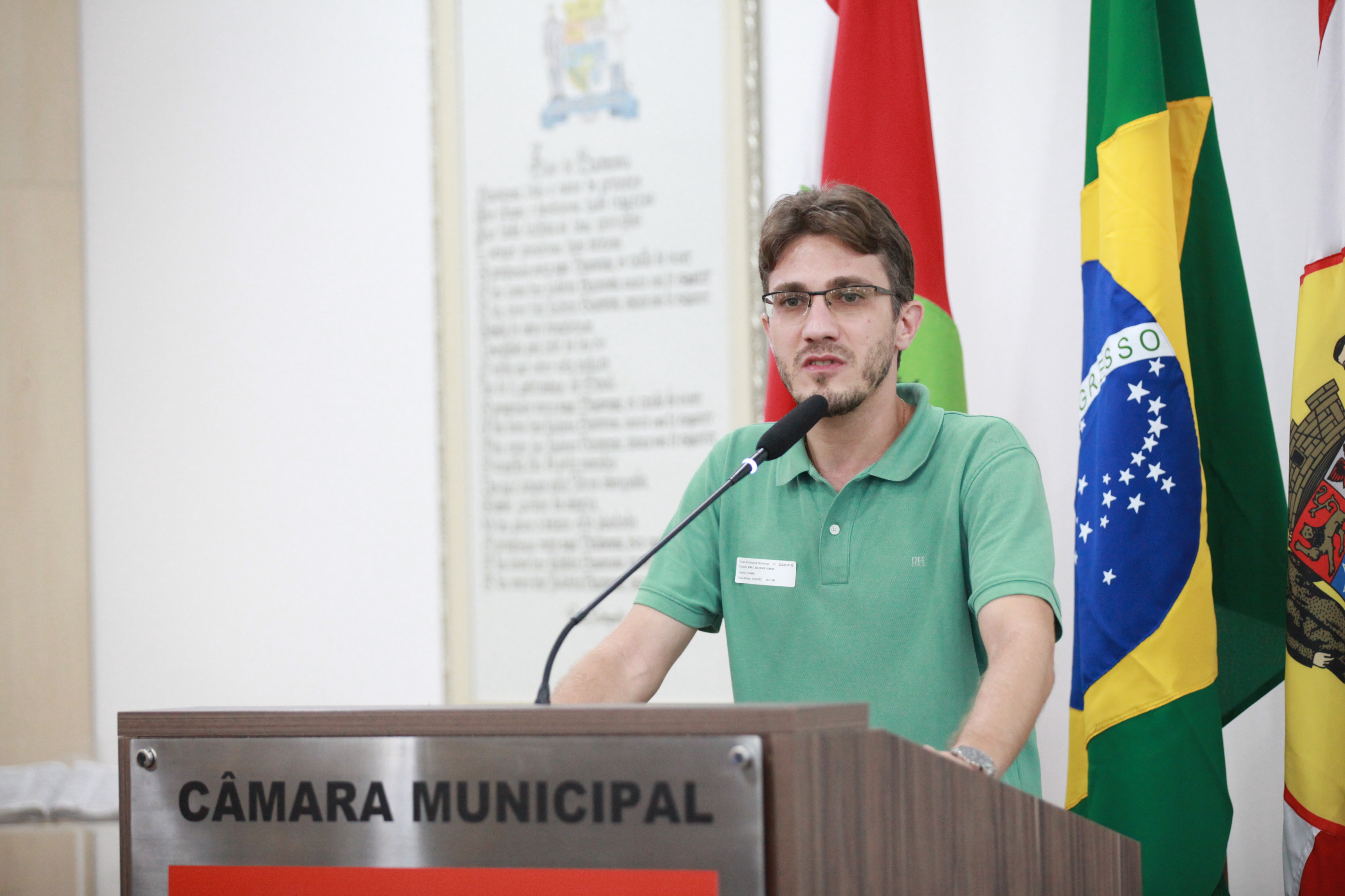 Presidente do Sinsepes fala na tribuna sobre a Campanha Salarial 2023 dos servidores da FURB