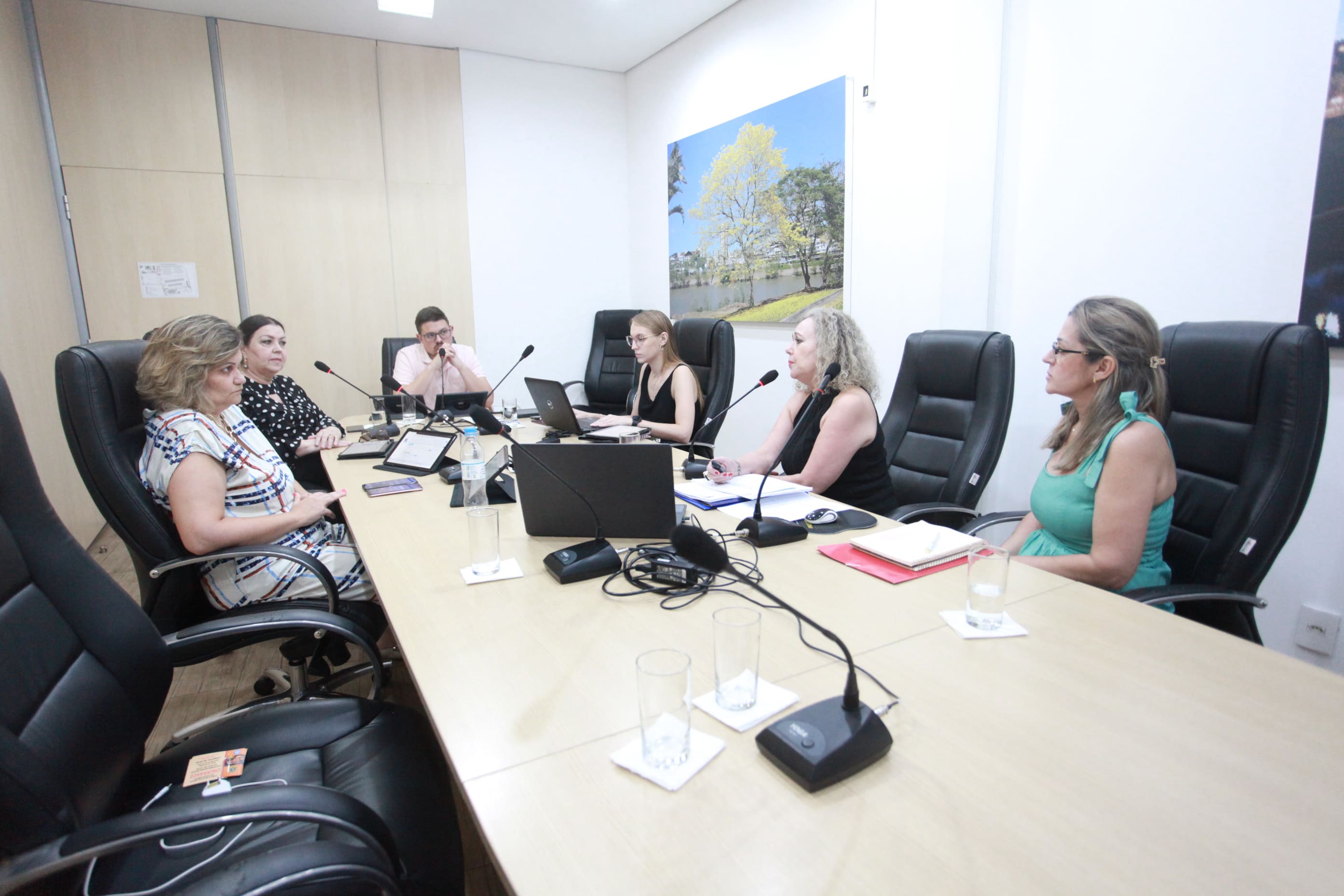 Câmara recebe Conselho Municipal de Educação para falar sobre alterações na lei do Sistema Municipal de Ensino de Blumenau