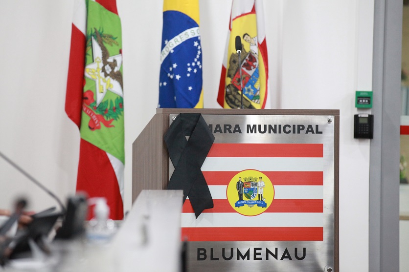 Câmara de Blumenau aprova projeto que autoriza contratação emergencial de profissionais de segurança para escolas municipais