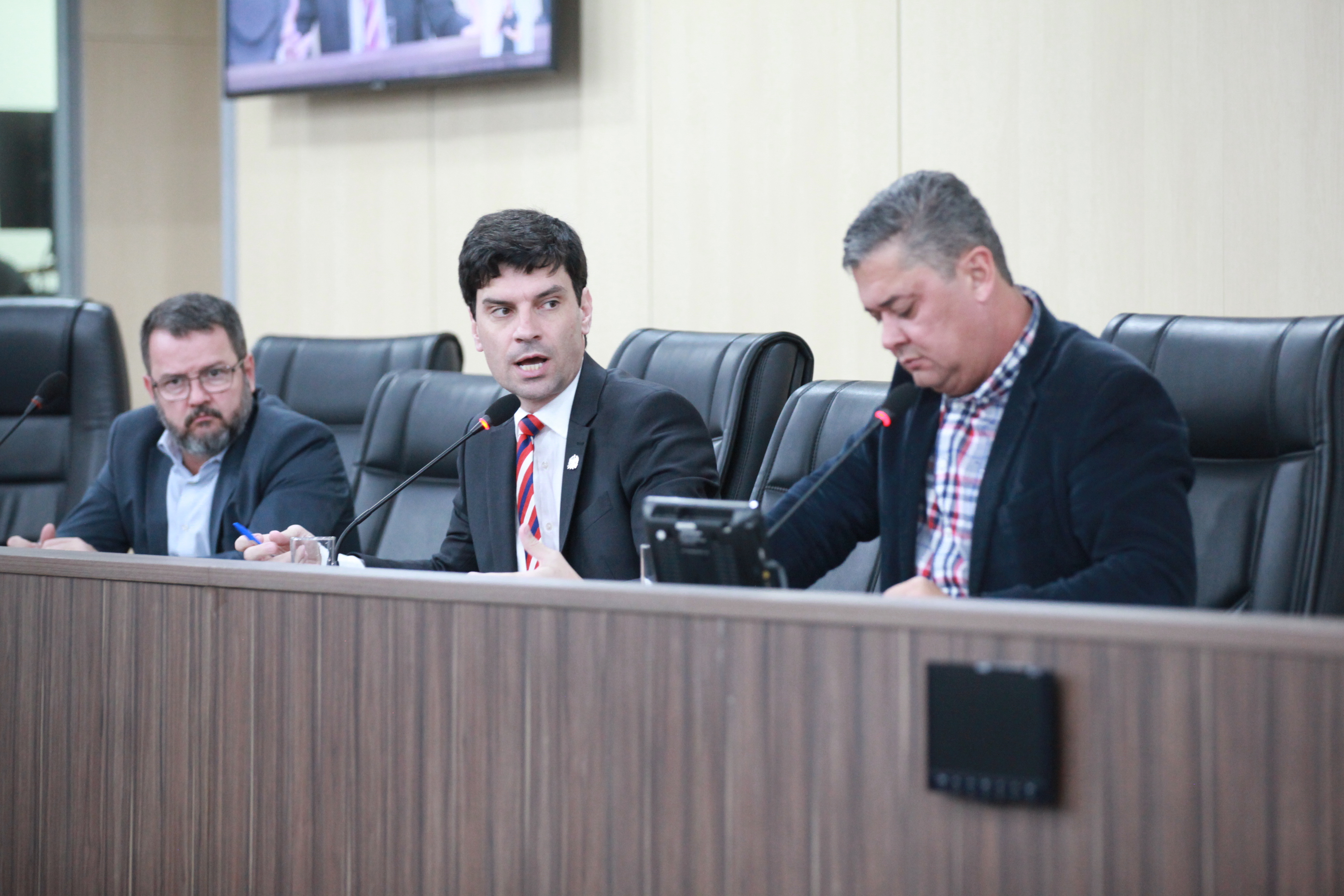 Audiência Pública na Câmara tem compromissos dos deputados em buscar recursos via emendas parlamentares e do delegado-geral em construir complexo da Delegacia Civil
