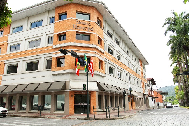 Legislativo de Blumenau divulga agenda para o mês de junho