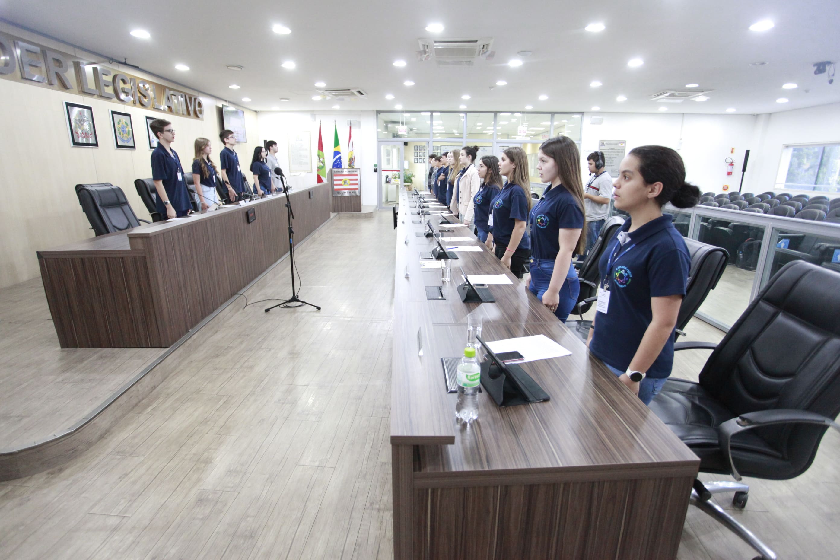 Vereadores mirins aprovam quatro requerimentos na sessão ordinária mirim desta segunda-feira (6)