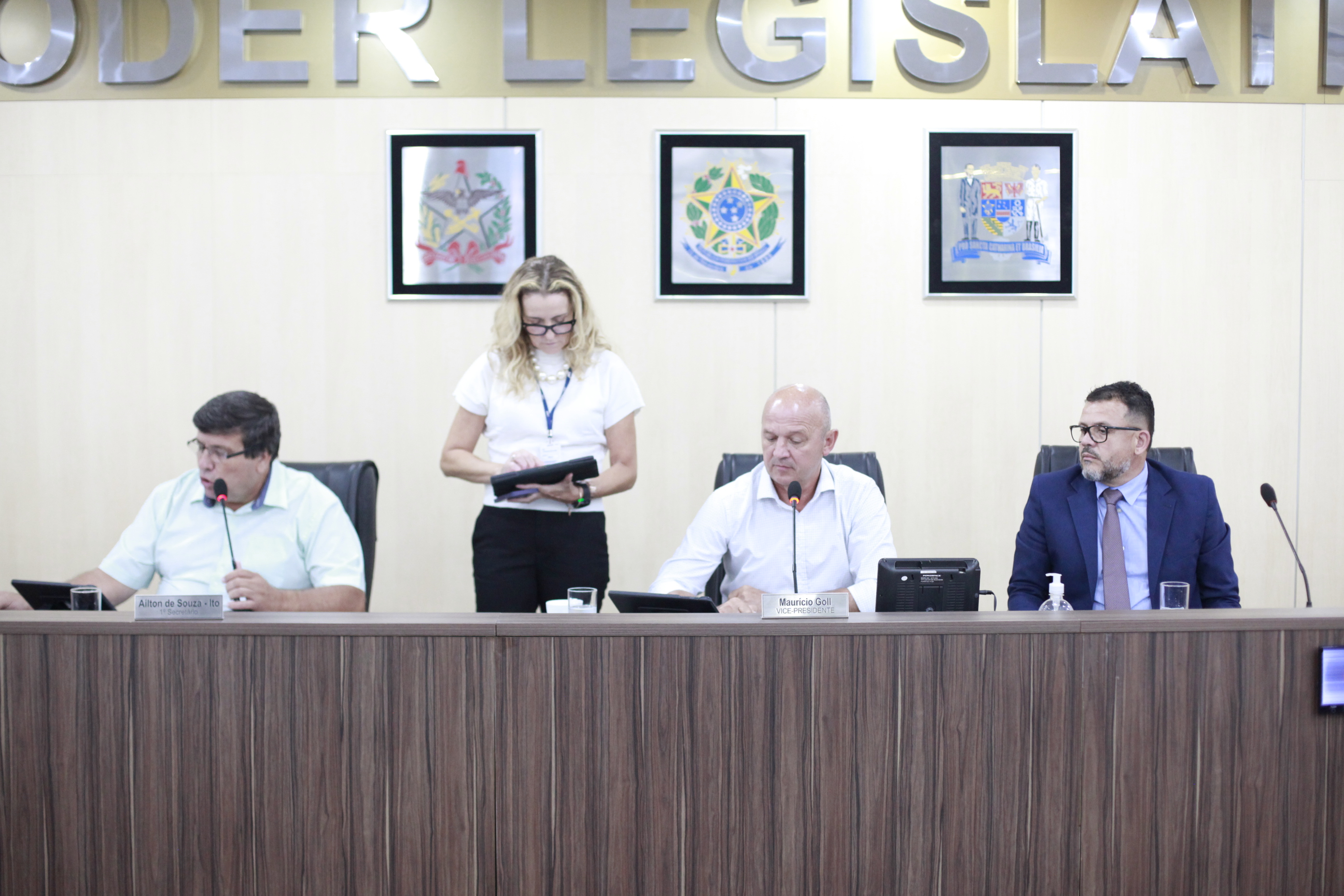Câmara de Vereadores aprova projeto de lei do Executivo em redação final na sessão desta quinta-feira 