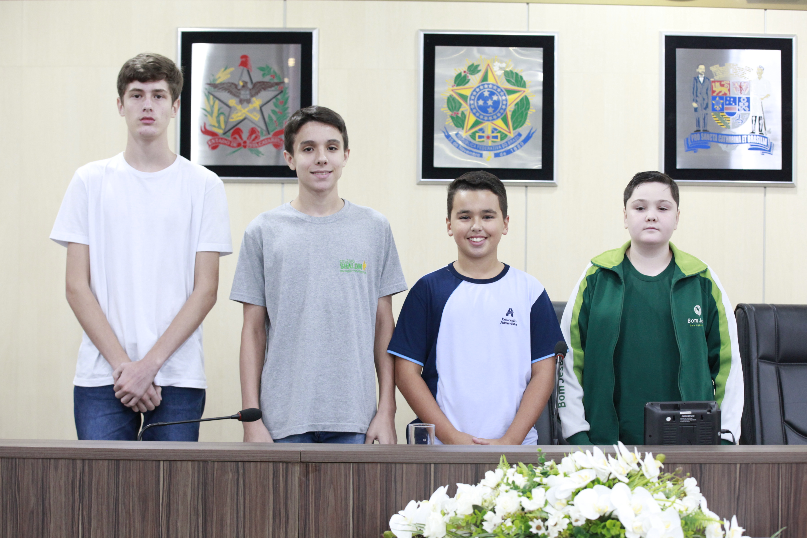 Vereador mirim Emanuel de Lara Vaz é eleito presidente da Câmara Mirim neste primeiro semestre