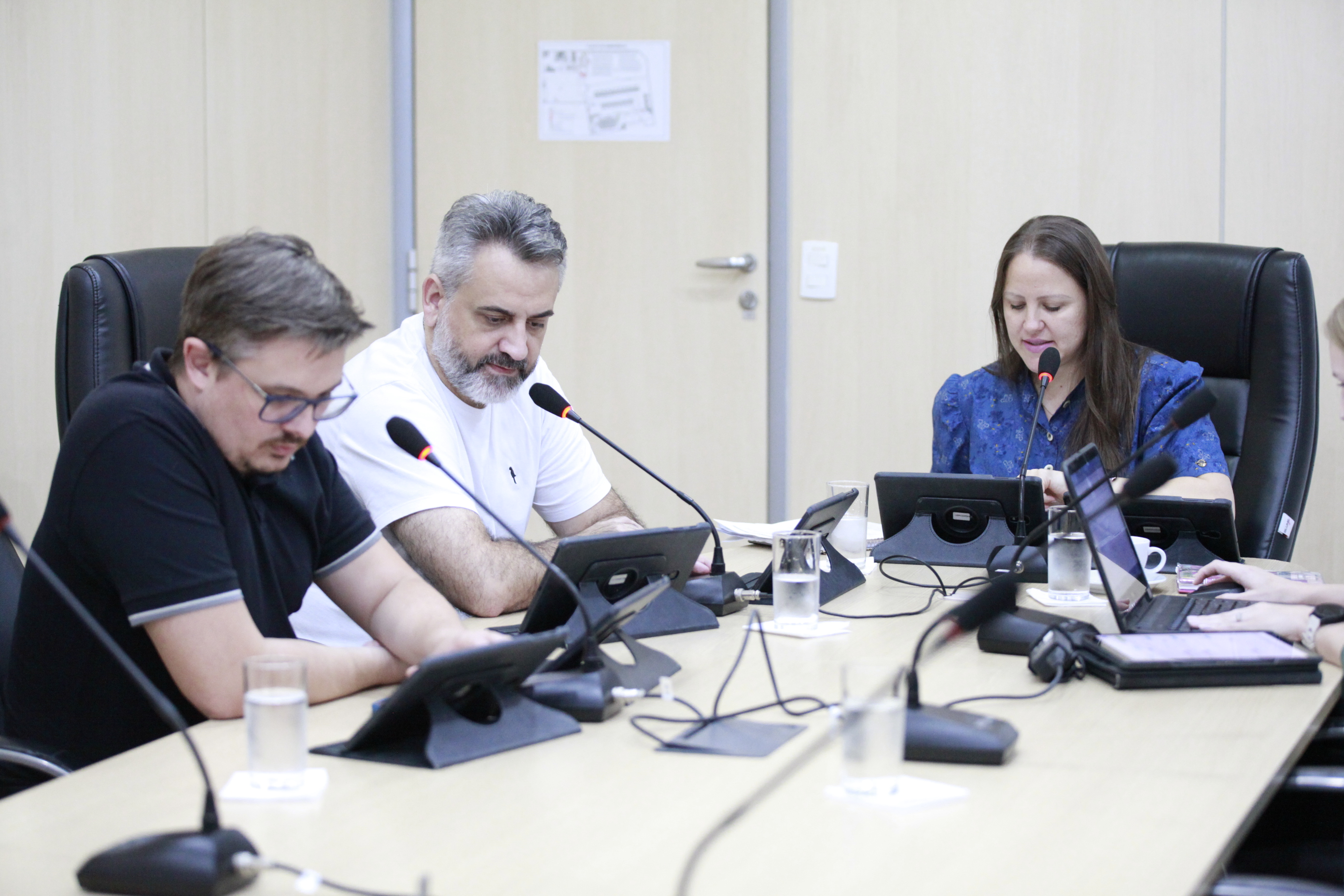 Quatro projetos de lei passam pelas comissões de Educação, Transportes e Turismo