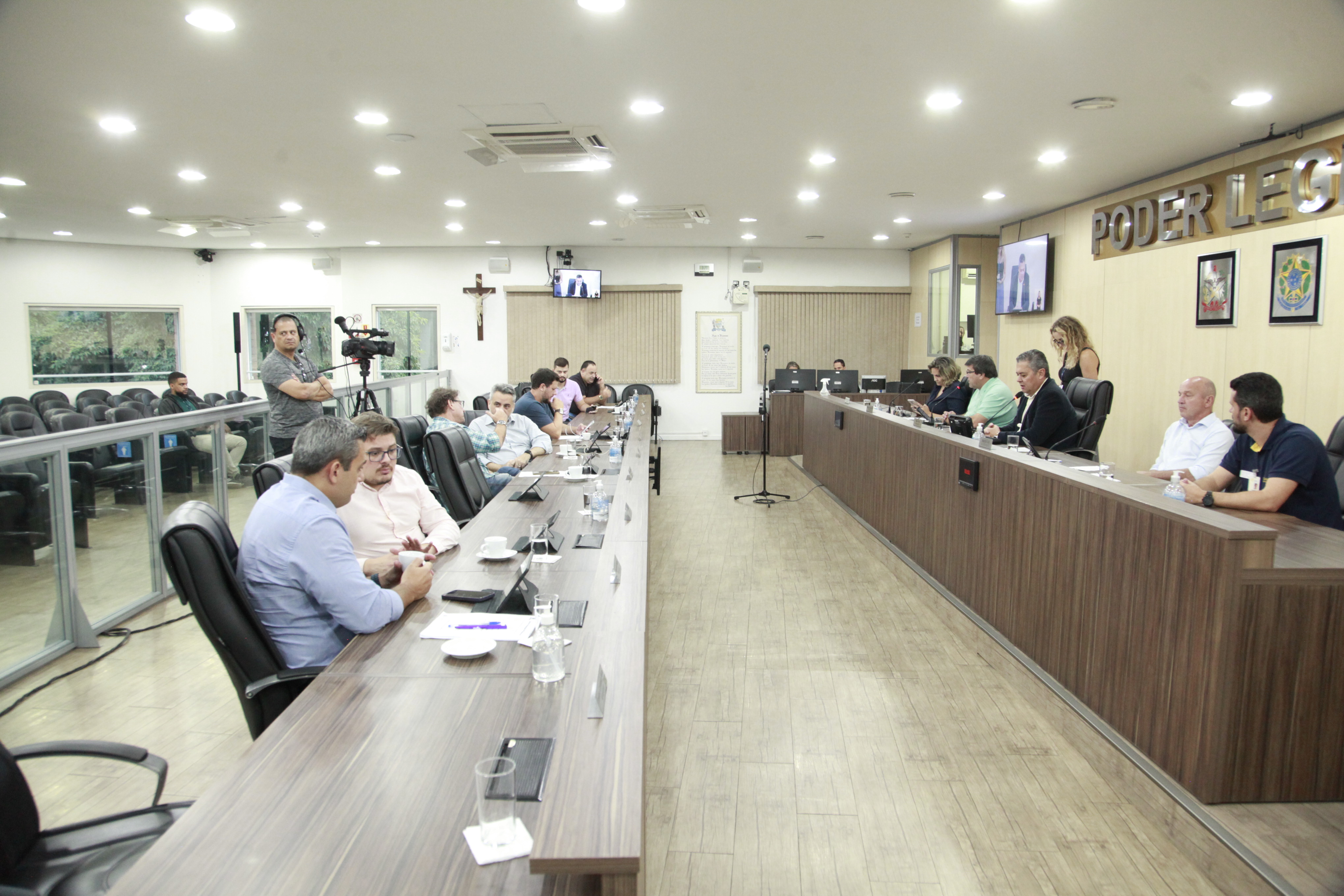 Resumo dos pronunciamentos dos vereadores 23/4