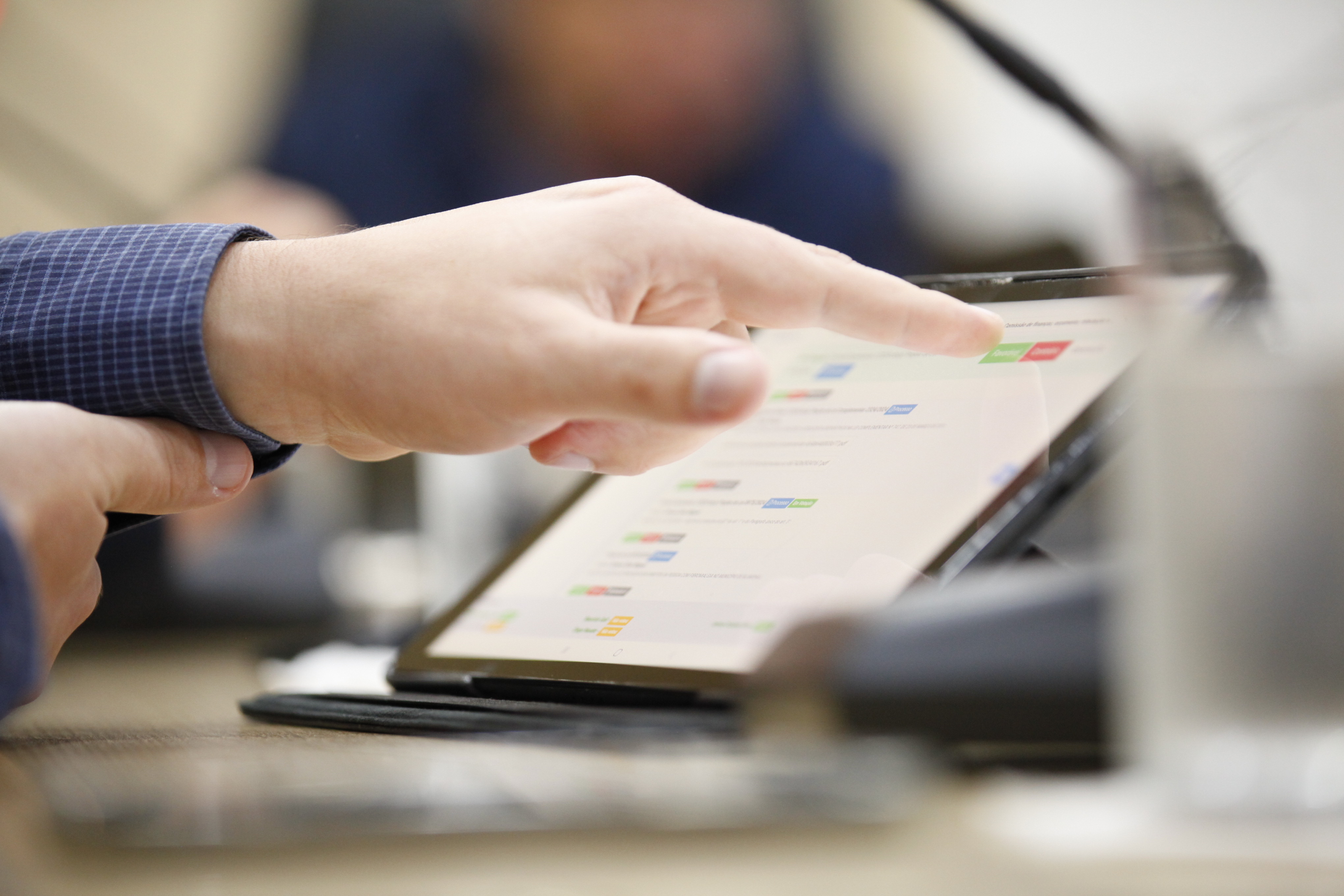 CCJ e Comissão de Finanças analisam projetos, substitutivo e emenda