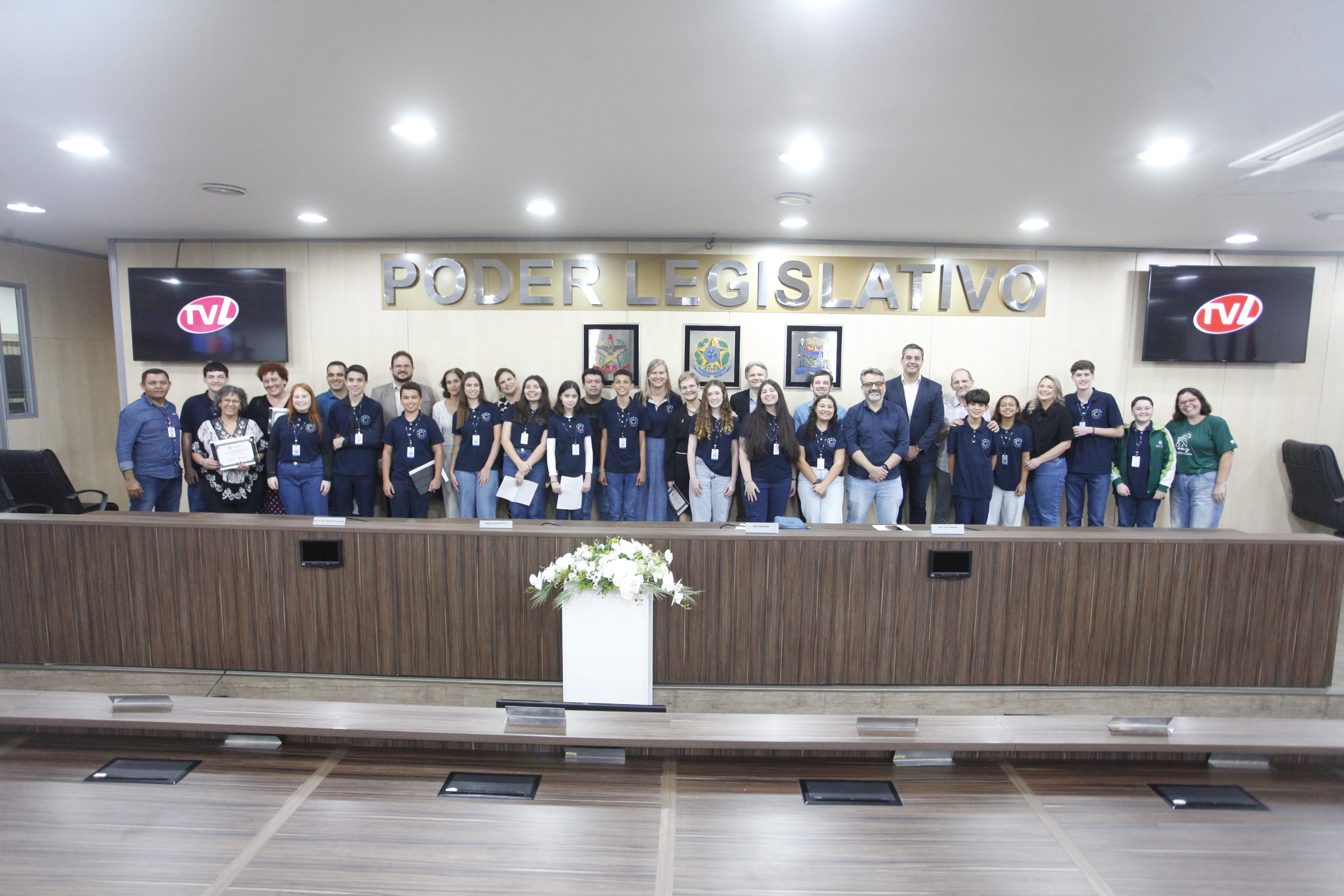 Câmara Mirim de Blumenau homenageia professores pelos relevantes serviços prestados ao município 