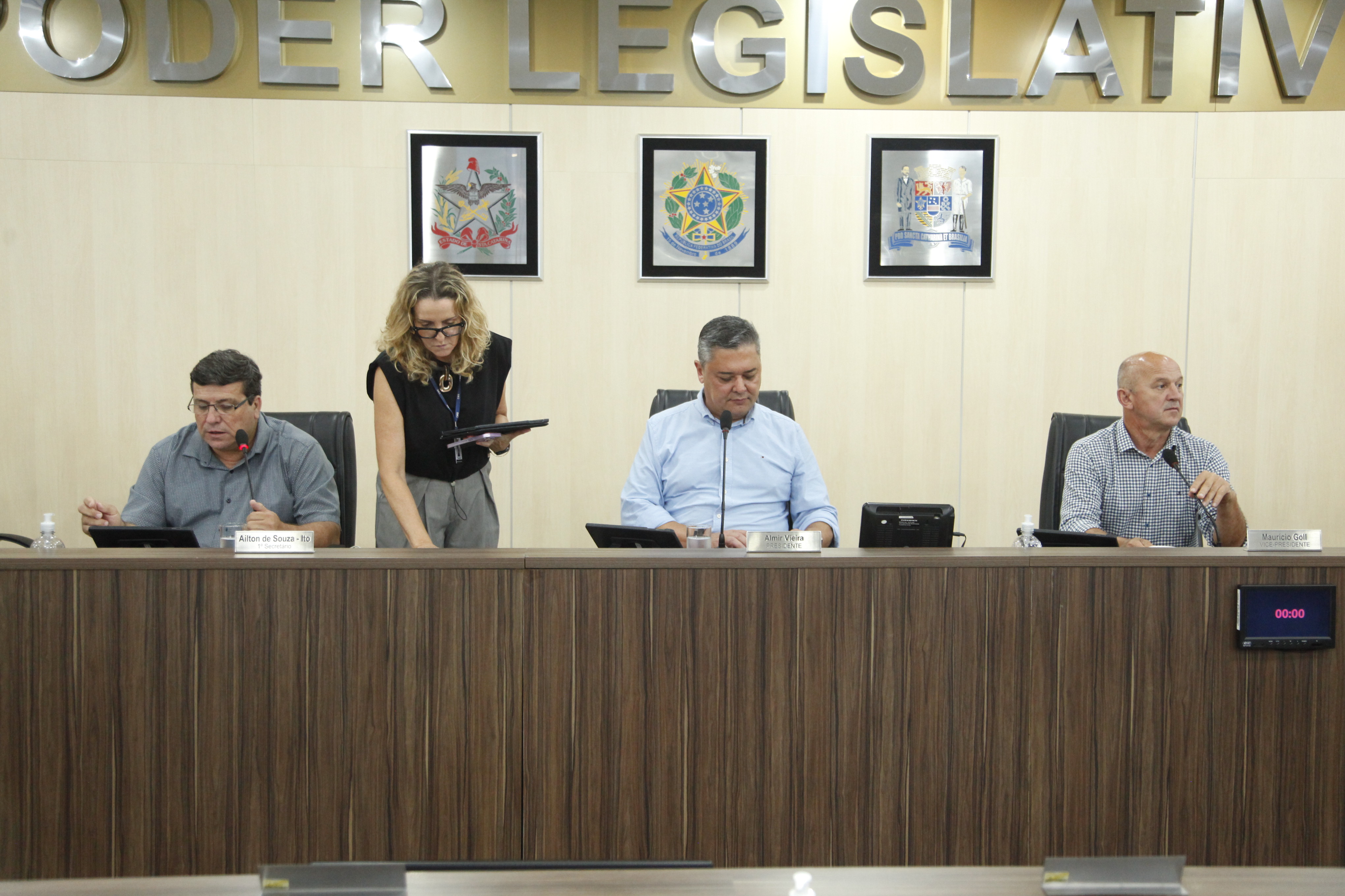 Câmara de Blumenau aprova projeto que institui Banco de Materiais Ortopédicos no município   