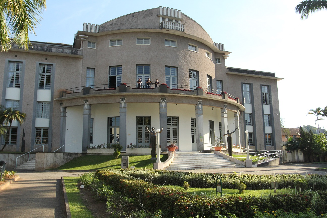 Eleitos para o Executivo e Legislativo de Blumenau tomarão posse no Teatro Carlos Gomes