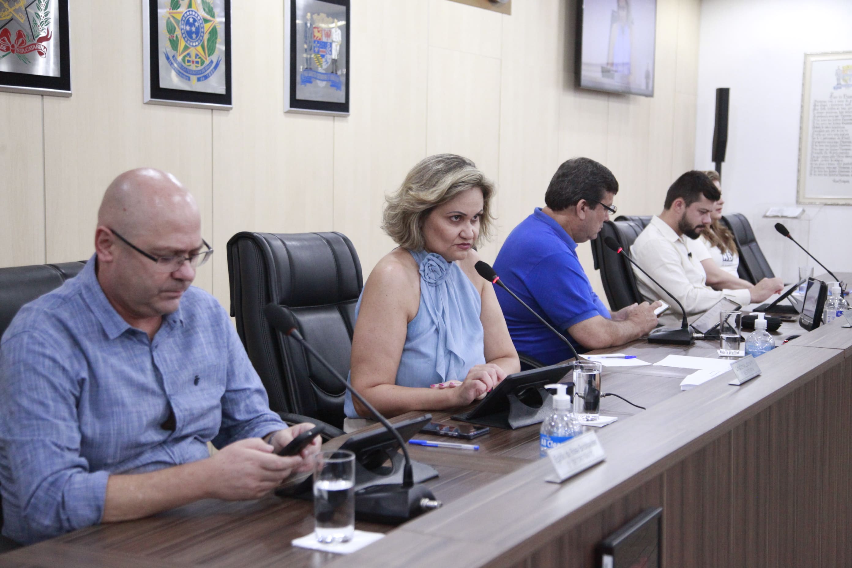 Confira os projetos e proposições aprovados nesta quinta-feira (6)