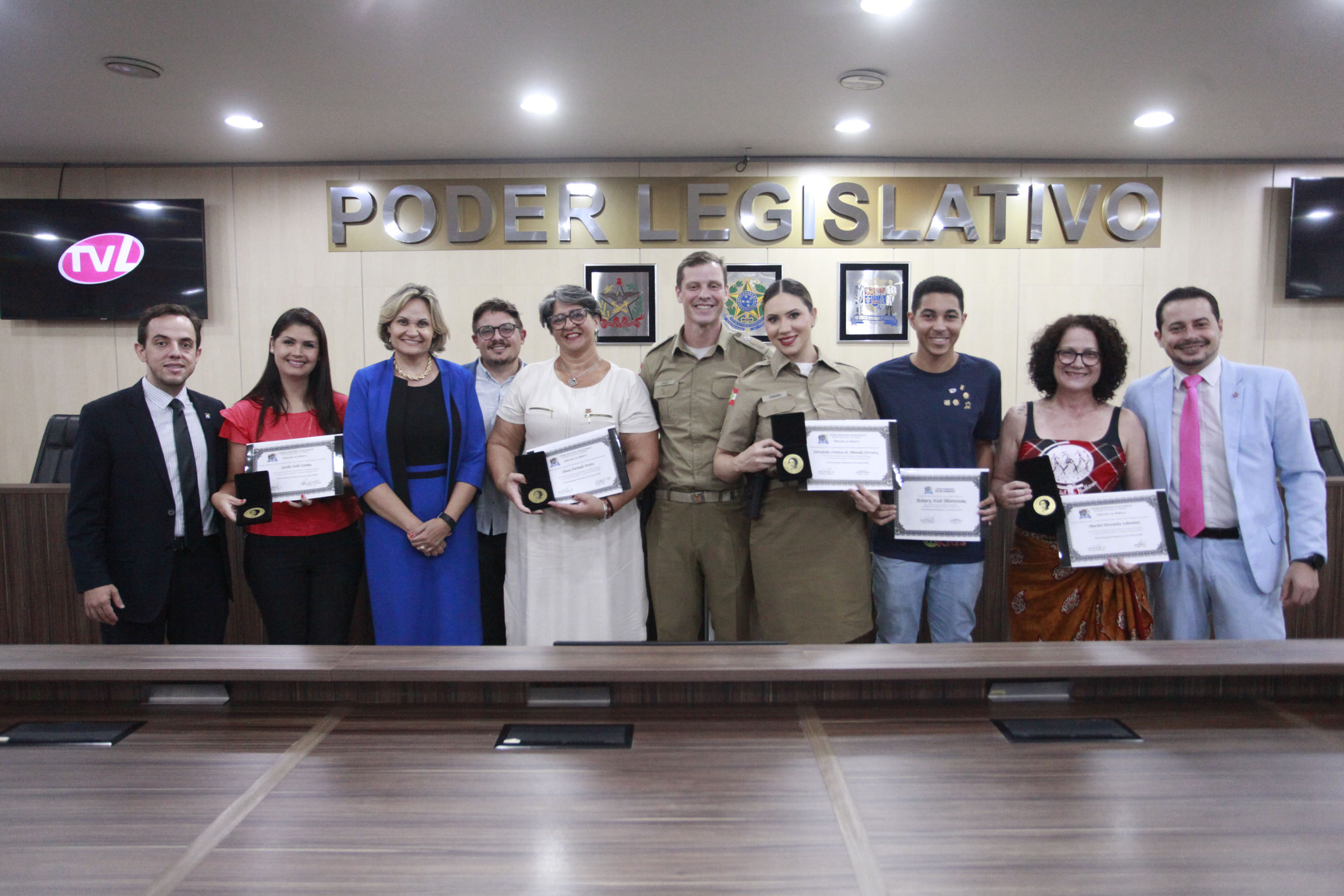 Câmara entrega homenagens para personalidades que fazem a diferença em Blumenau
