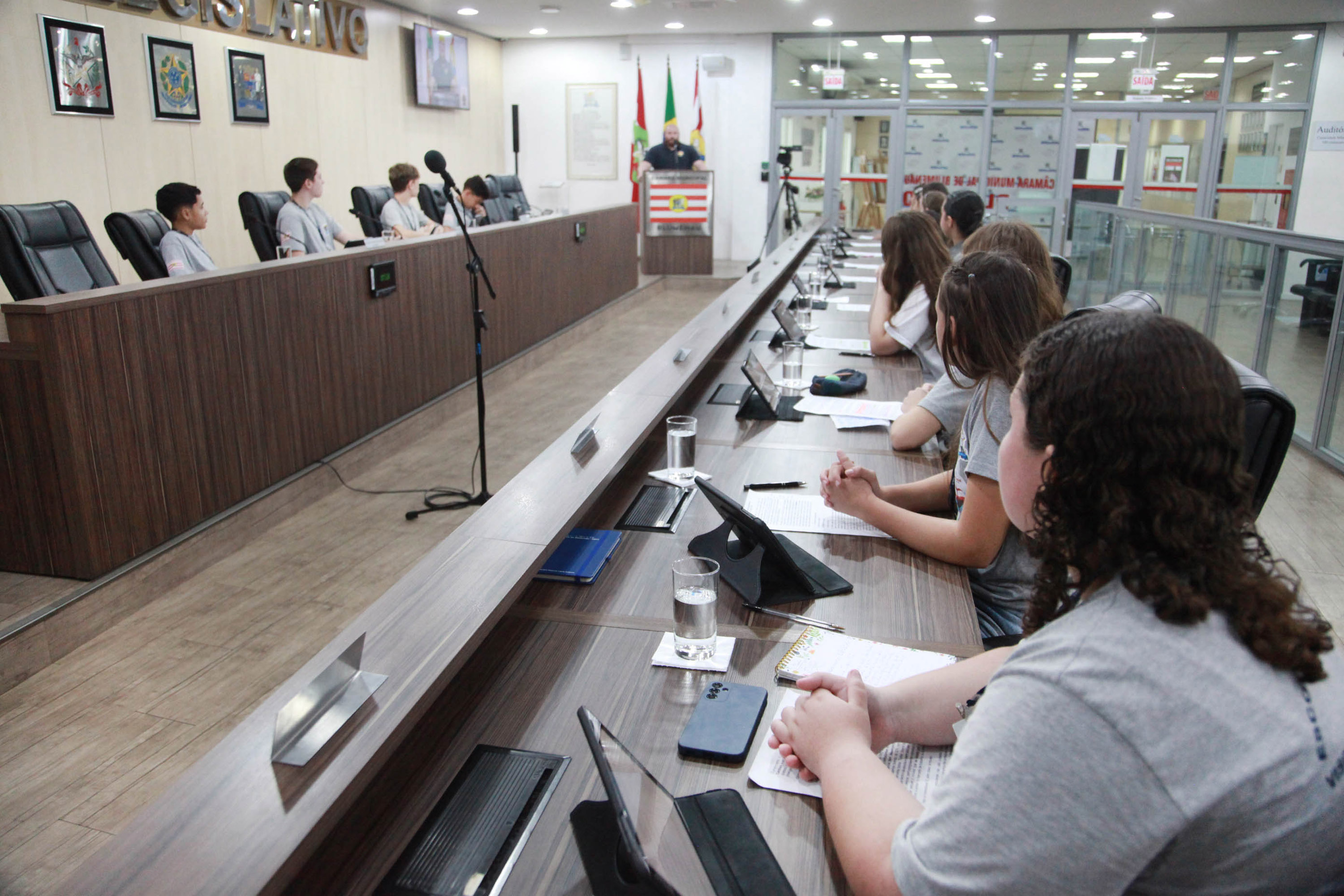 Câmara Mirim aprova requerimentos e moções na 5ª sessão ordinária do ano