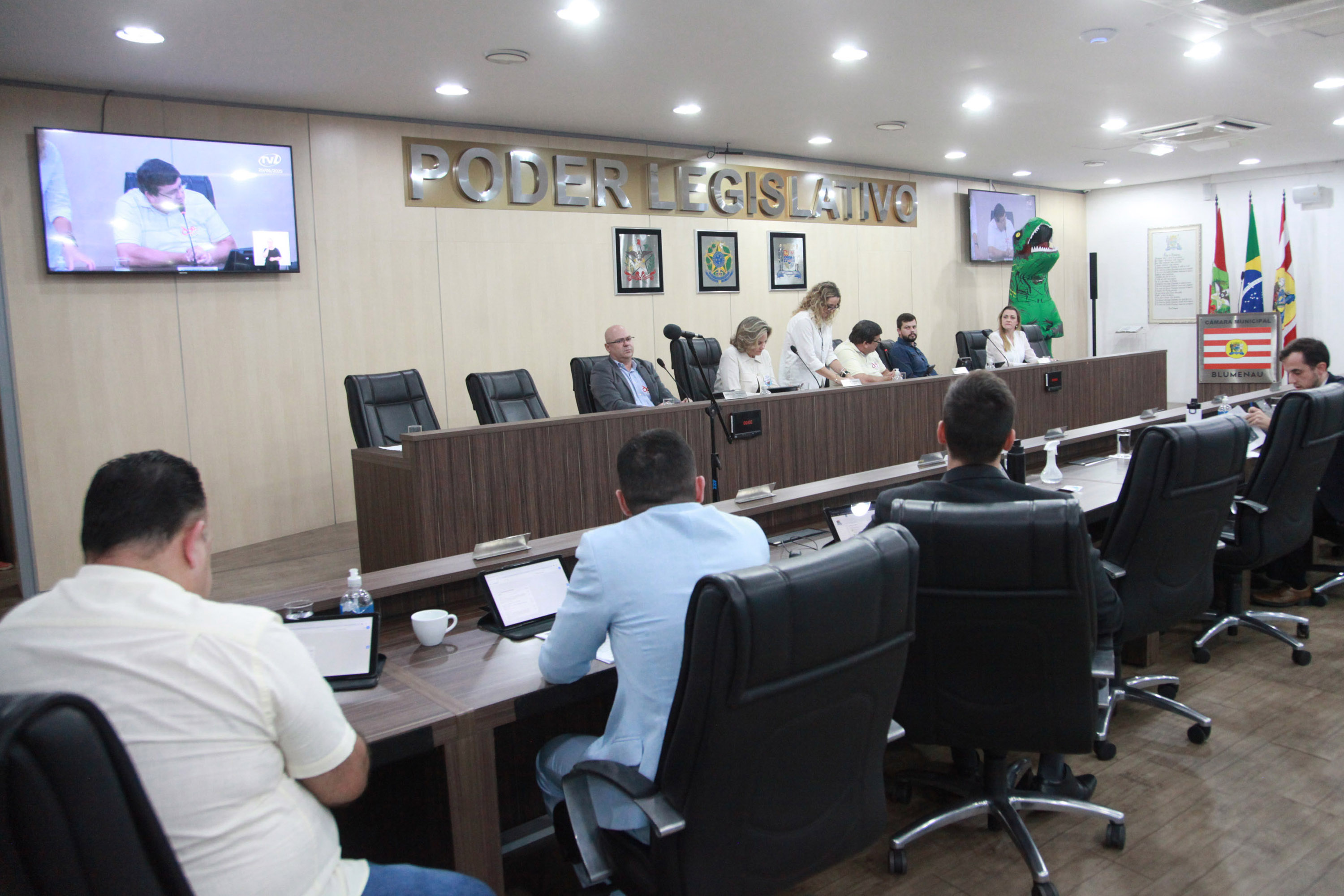 Confira o resumo dos pronunciamentos dos vereadores na sessão ordinária desta terça-feira (20)