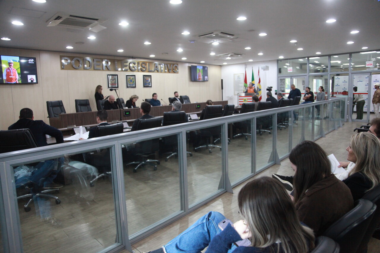 Confira os projetos e proposições aprovados na sessão desta terça-feira (3)