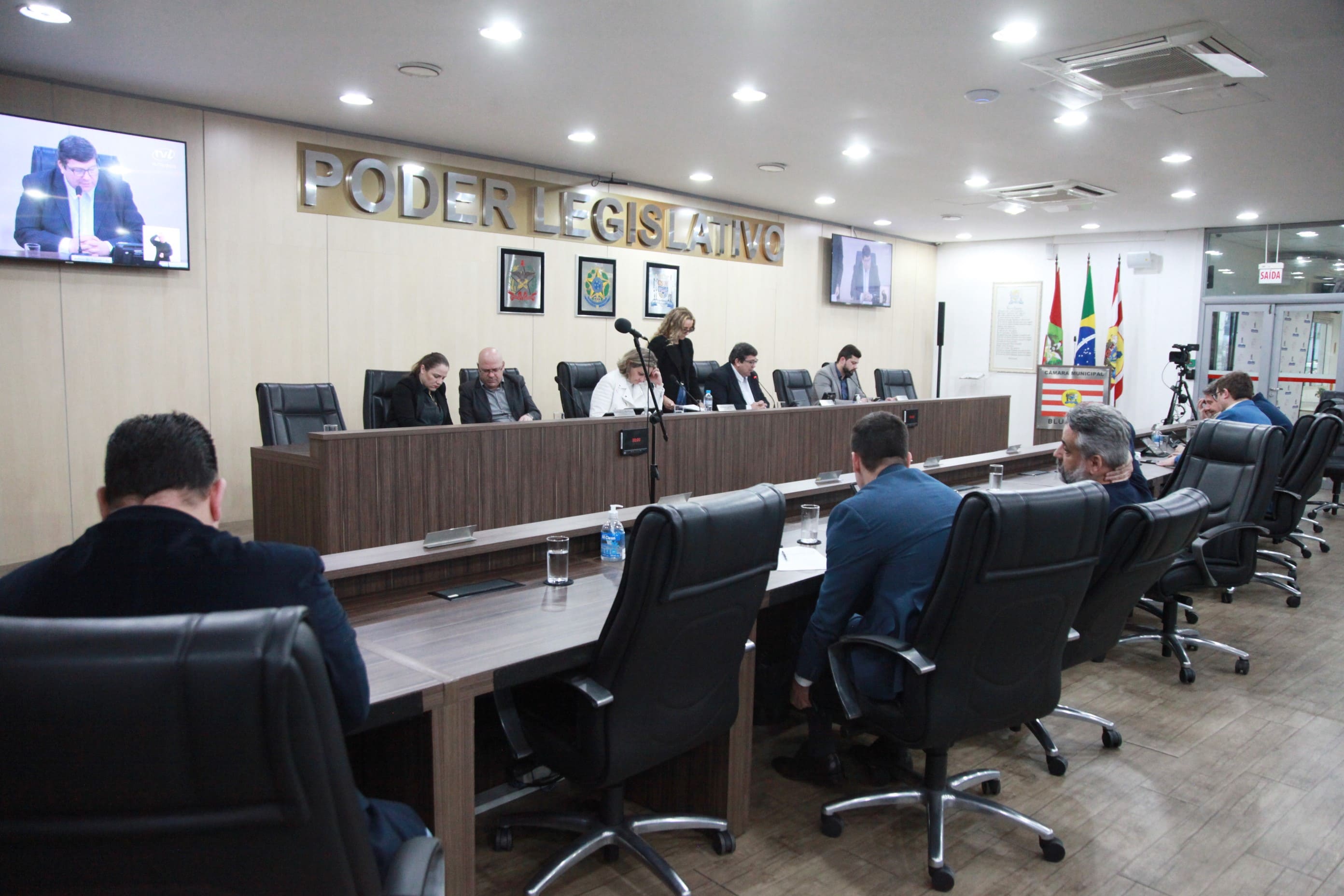 Confira os projetos e proposições aprovados na sessão desta terça-feira (26)