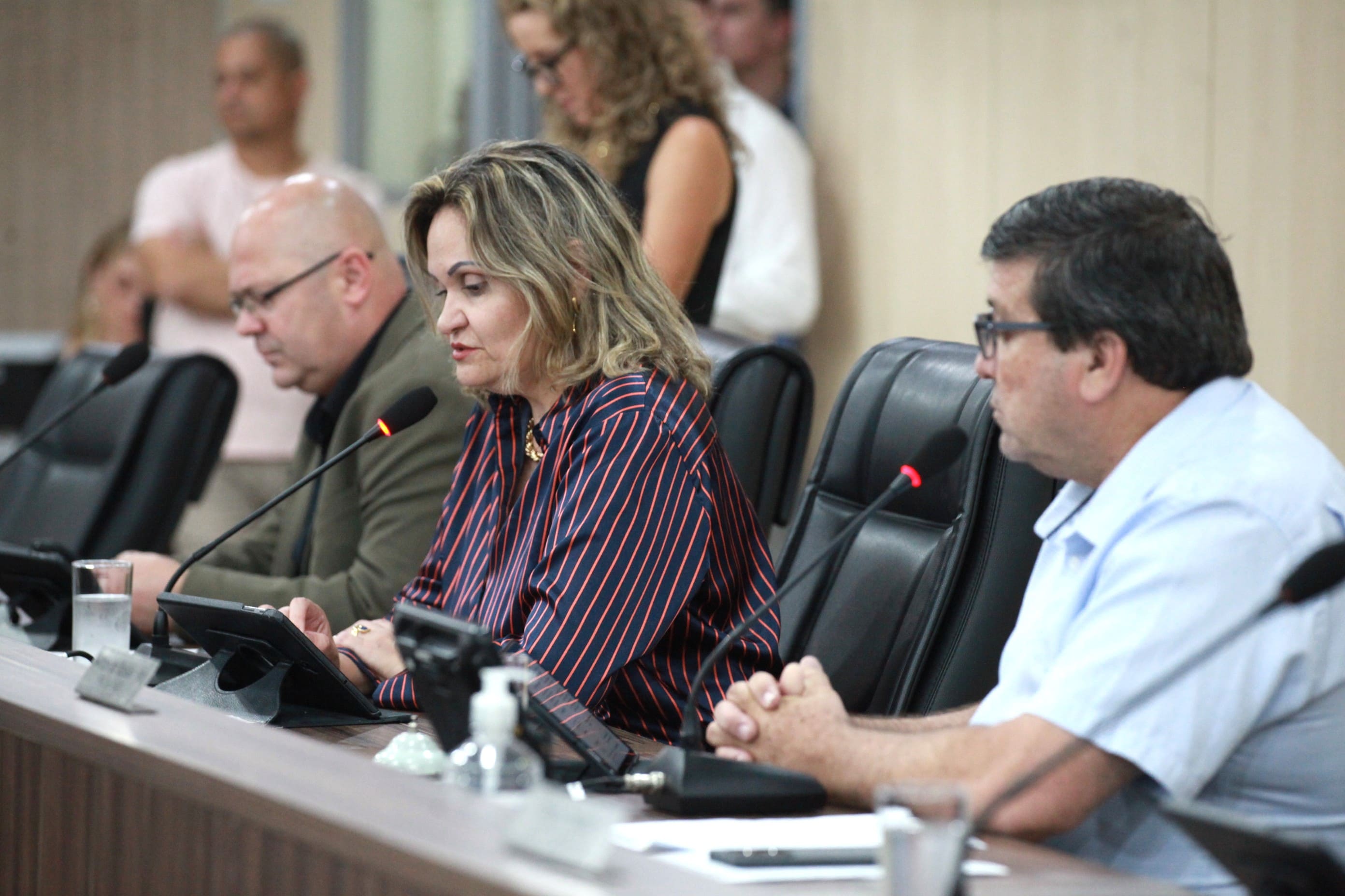 Confira os projetos e proposições aprovados na sessão desta terça-feira (9)