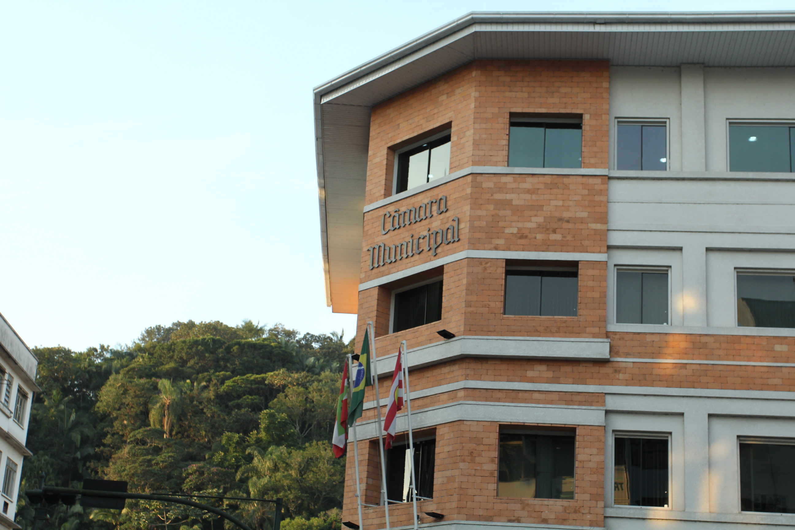 Câmara de Blumenau mantém atendimento à comunidade e atividades administrativas neste mês de janeiro