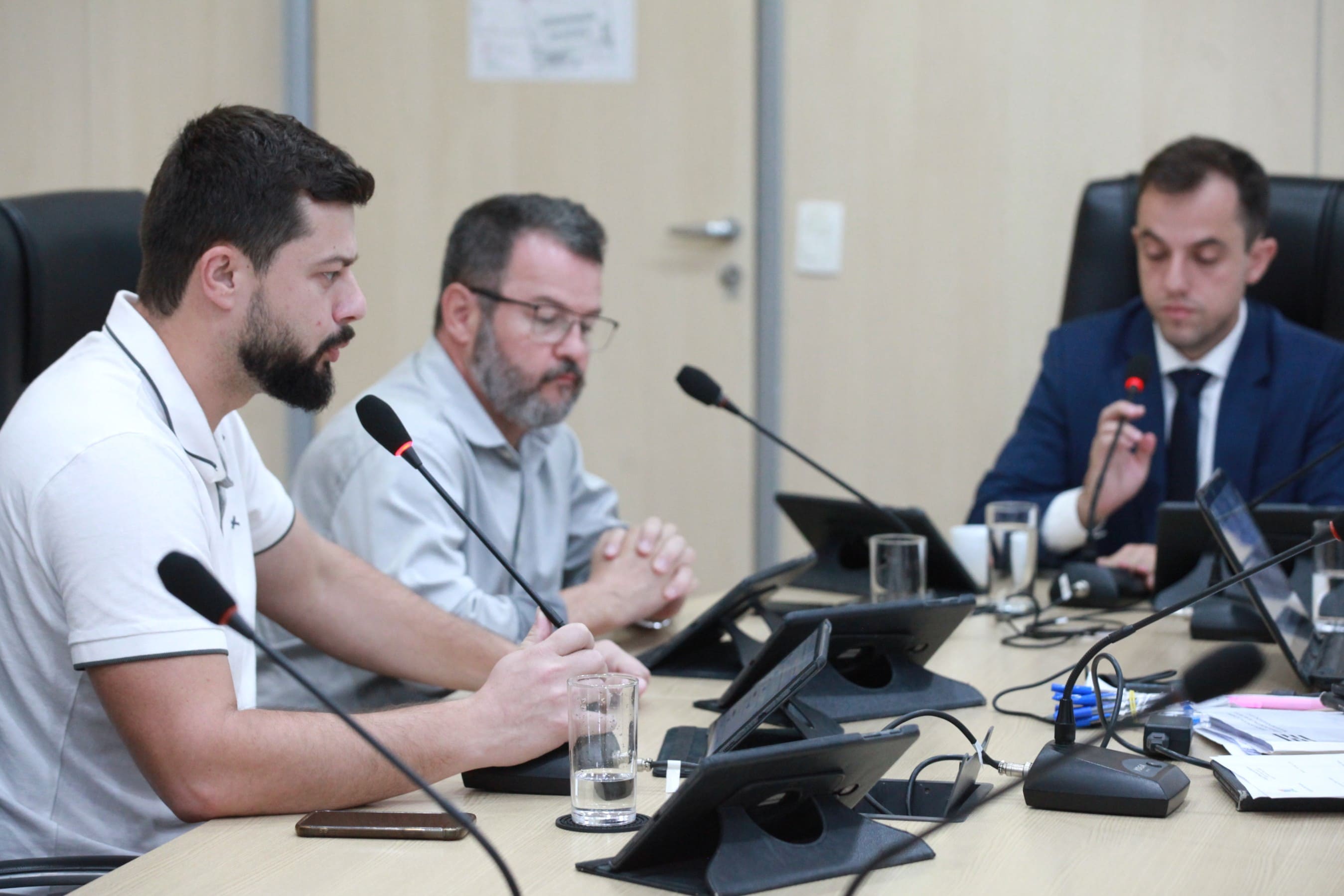 Comissões de Educação, Transportes e Turismo aprovam cinco matérias e encaminham propostas ao plenário