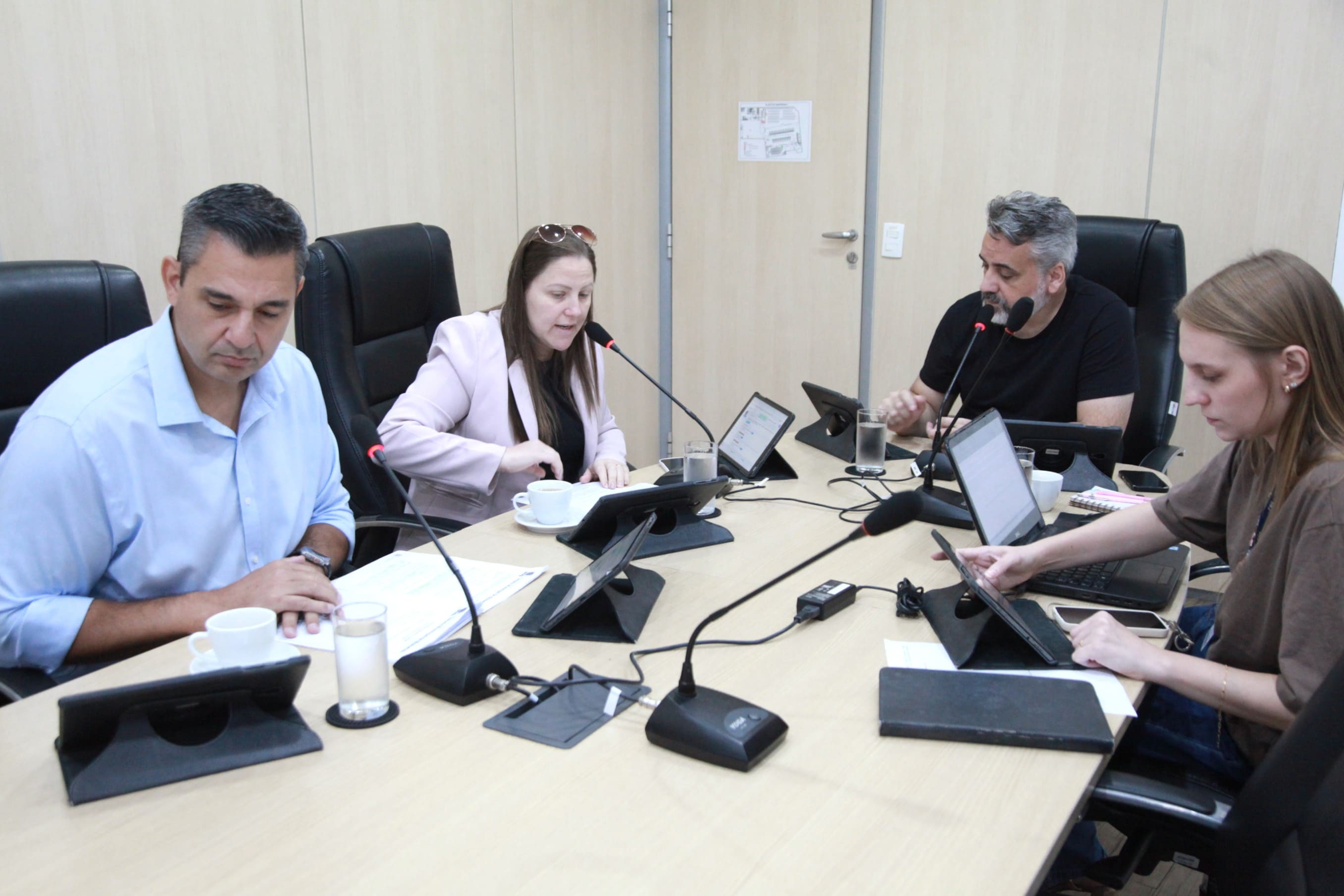 Sete projetos e cinco emendas passam pelas comissões de Educação, Transportes e Turismo