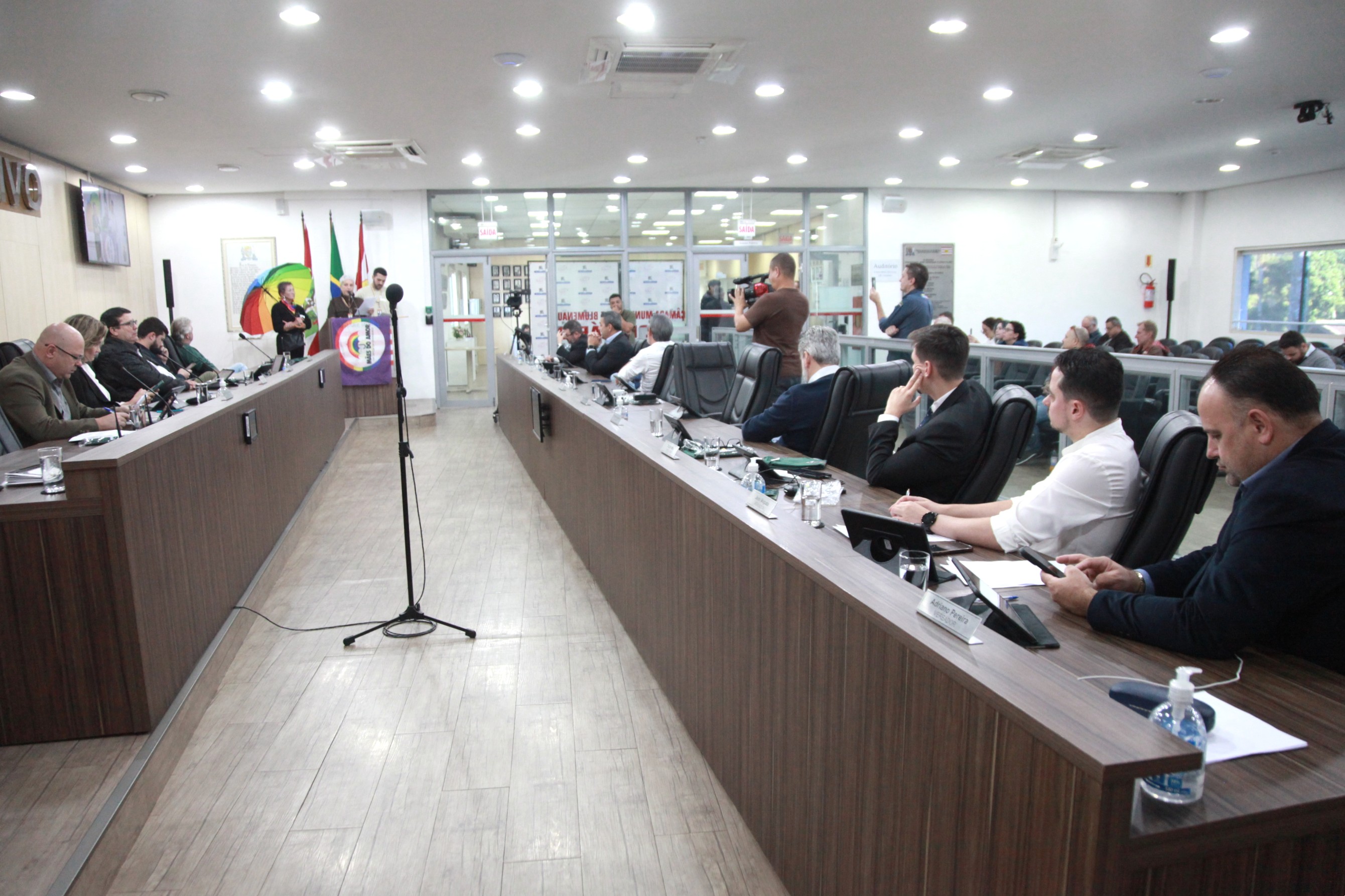 Câmara de Blumenau aprova projeto que institui Política Municipal de Fomento à Economia Solidária