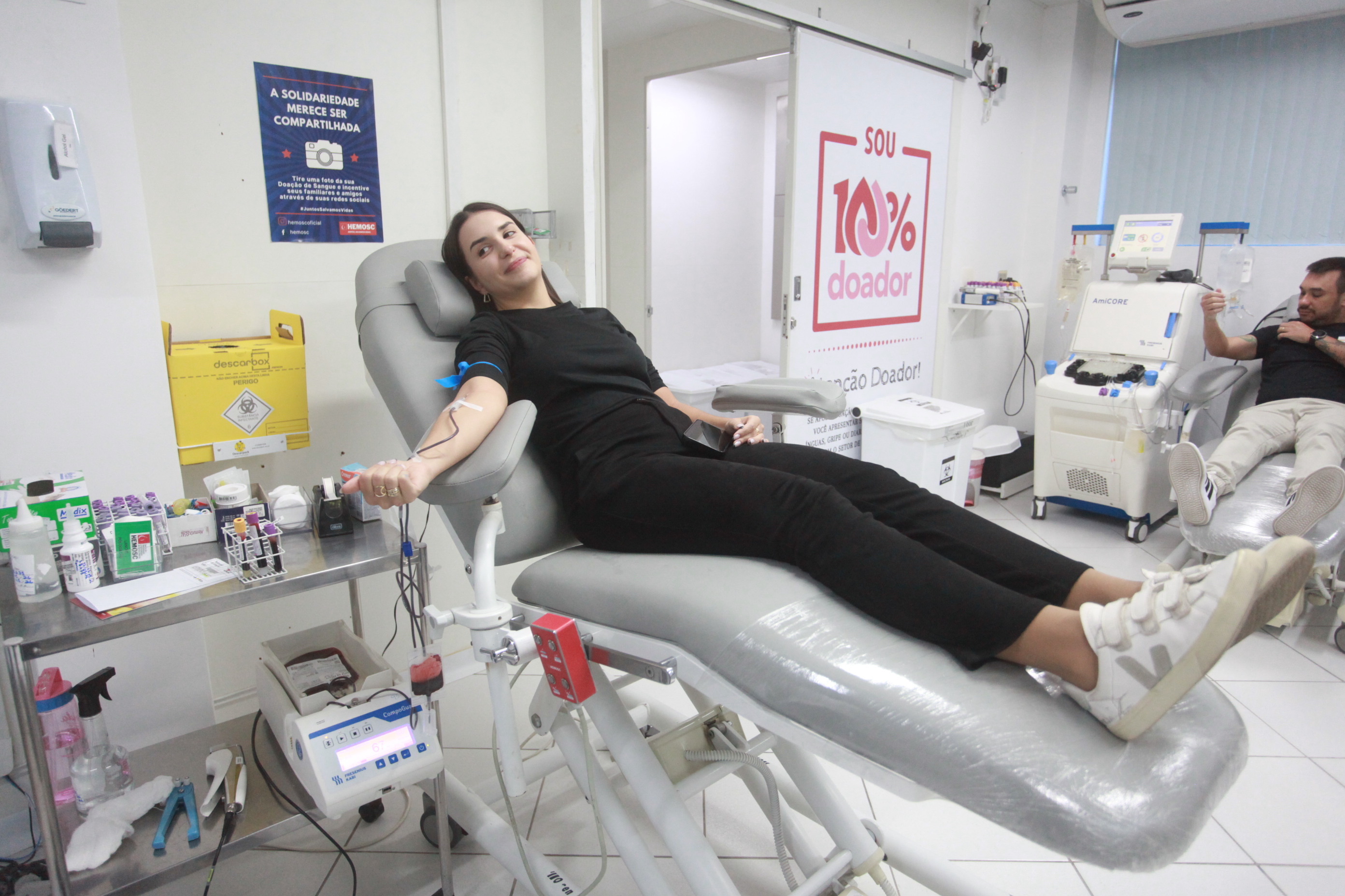 Servidores e vereadores participam de campanha de doação de sangue da Câmara de Blumenau