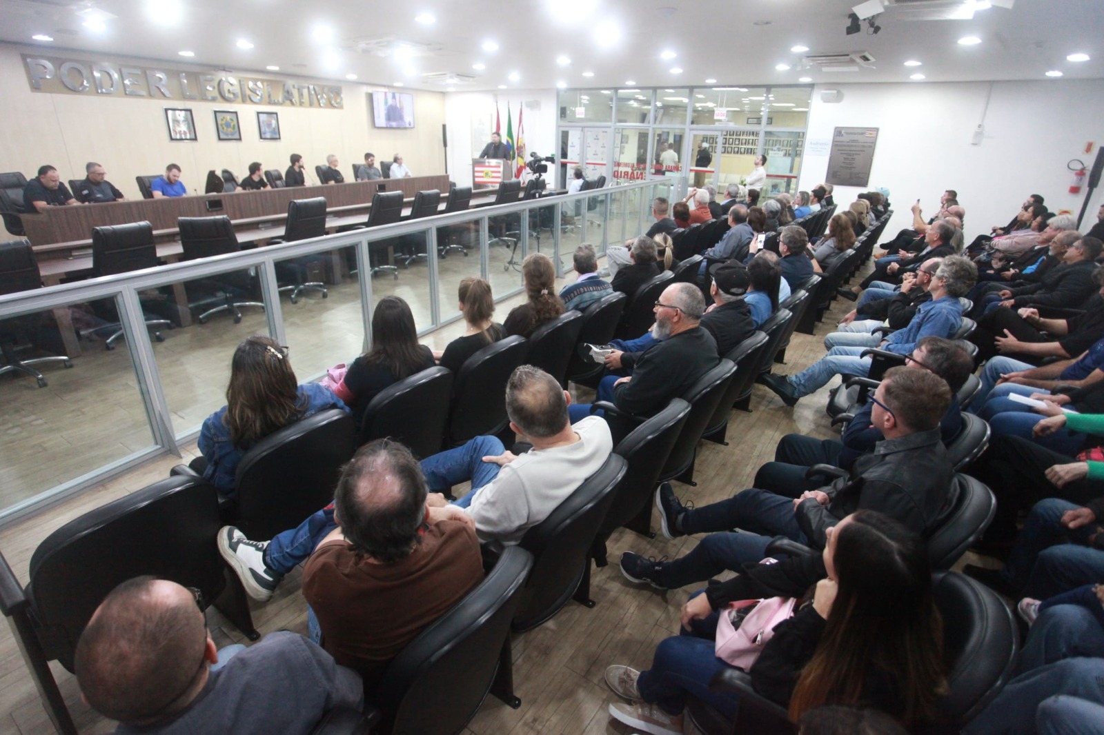 Audiência pública debate impasse viário no Badenfurt e apresenta soluções para ligação interrompida