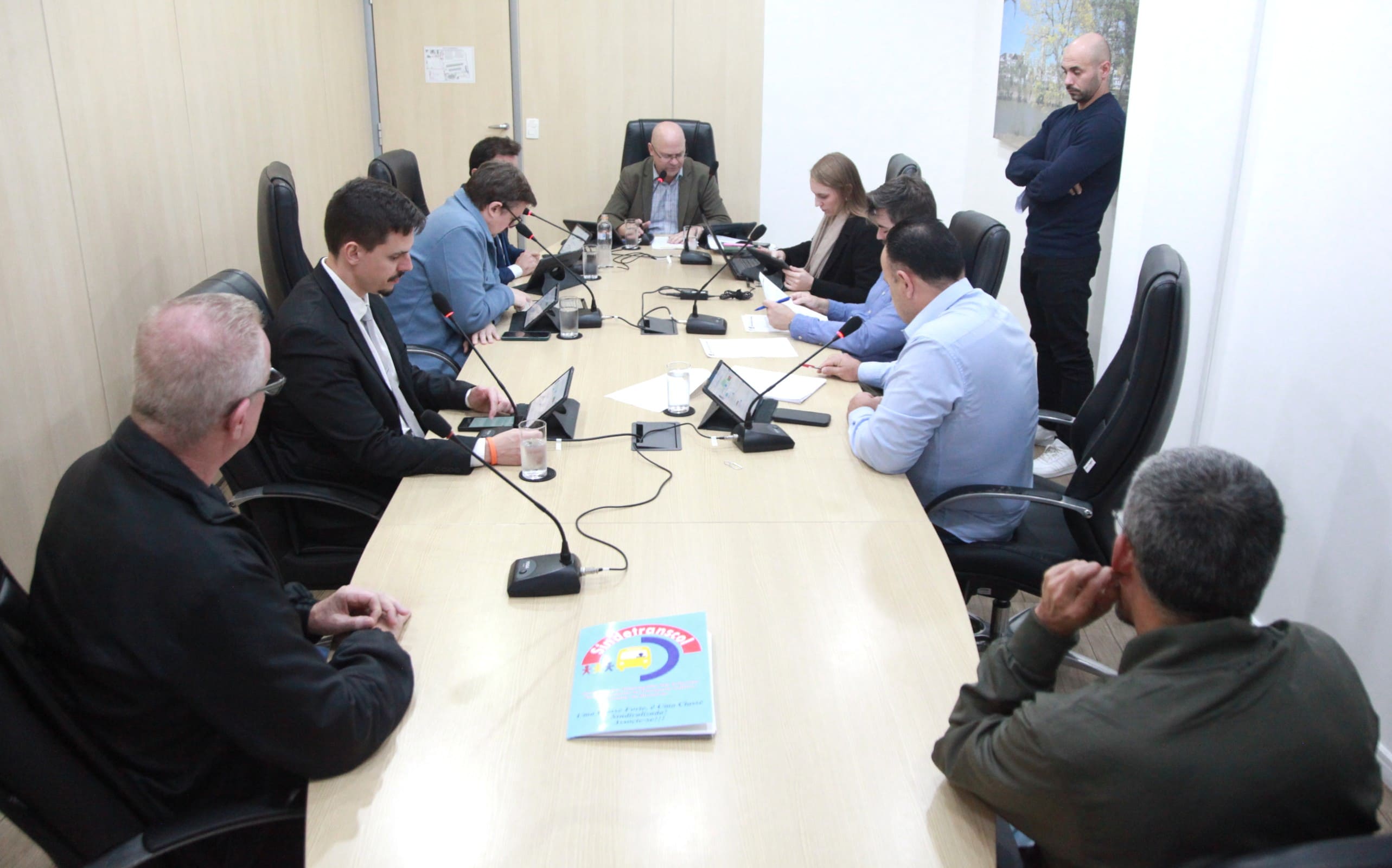 CCJ realiza reunião extraordinária para analisar projeto de iniciativa popular sobre transporte coletivo