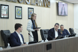 CCJ 02/08 
