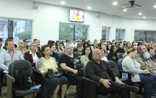 Seminário: Como lidar com a ansiedade e a depressão na escola 21/09 