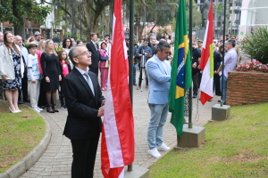 Desfile Cívico - Aniversário de Blumenau 