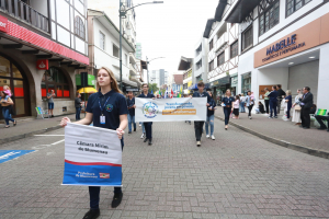 Desfile Cívico - Aniversário de Blumenau 