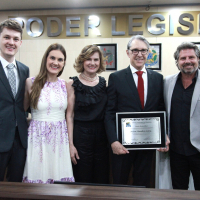 Sessão Solene de Entrega de Títulos de Cidadão Blumenauense - 04.12.2025 - Parte I 